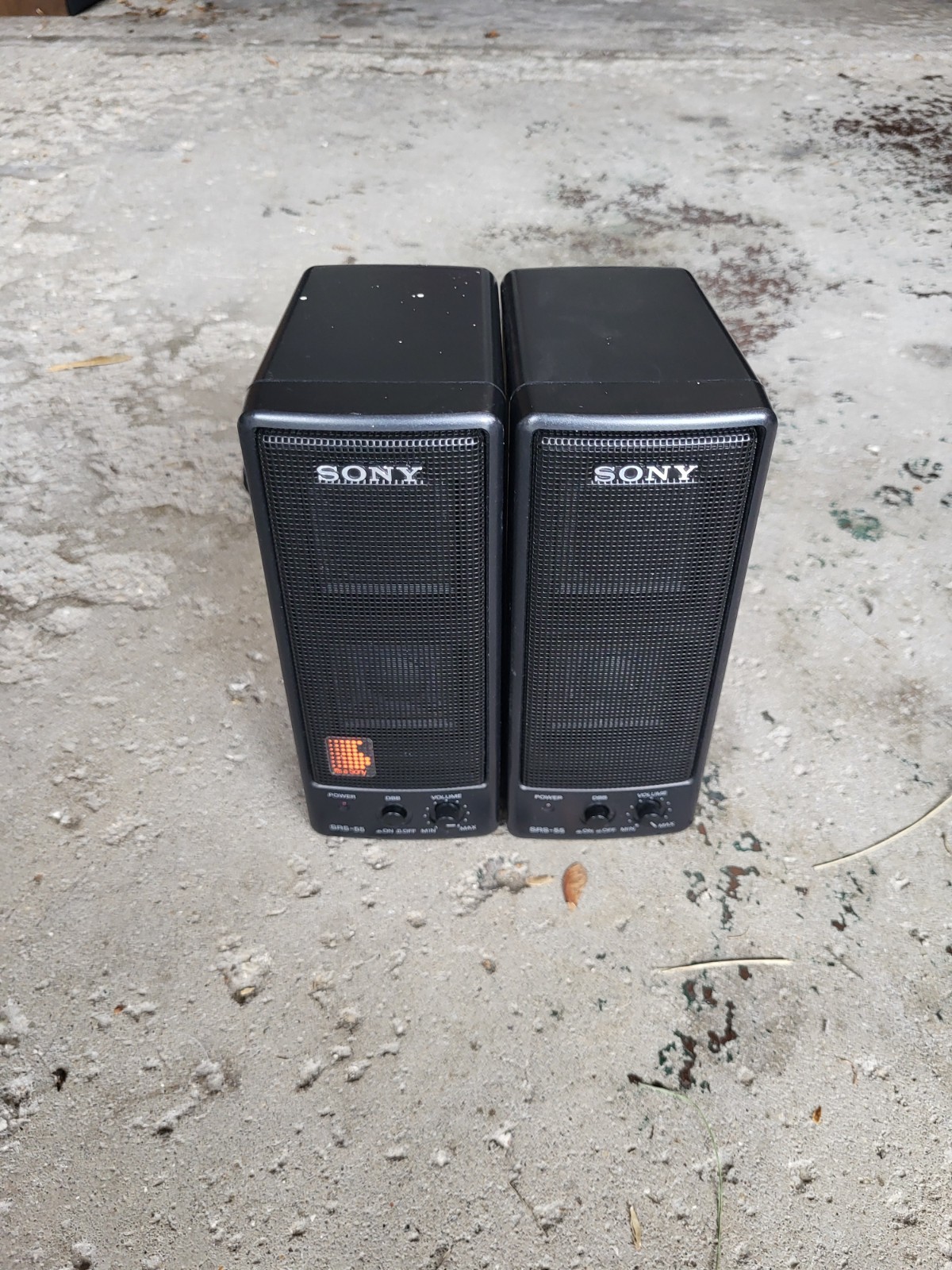 VTG Sony SRS-55 Portable Active Speaker System with Retro Design