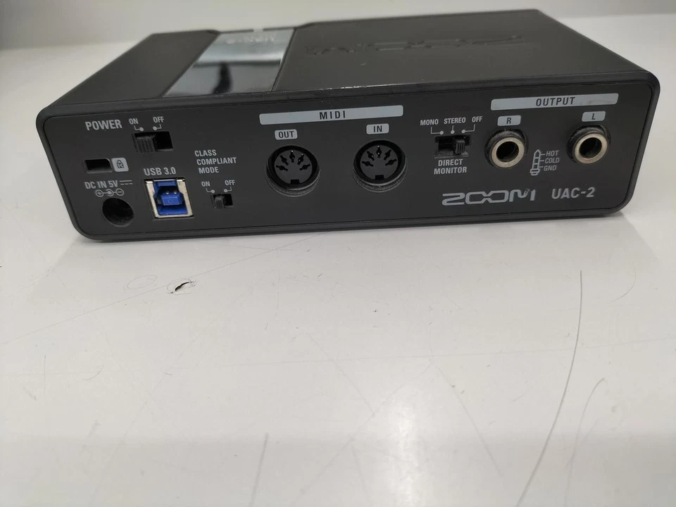 Zoom UAC-2 USB 3.0 Audio Converter Good Condition from Japan - Image 2 of 3