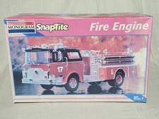 Monogram Snaptite 1/32 Fire Engine Plastic Model Kit 85-1213