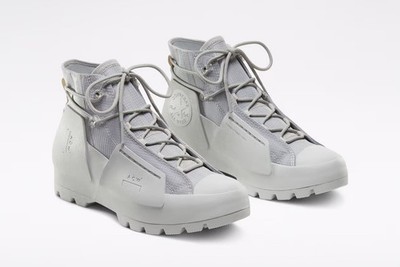Nike Men s Gray Converse All Star Chucks Canvas Mid Top Lace Up Sneakers