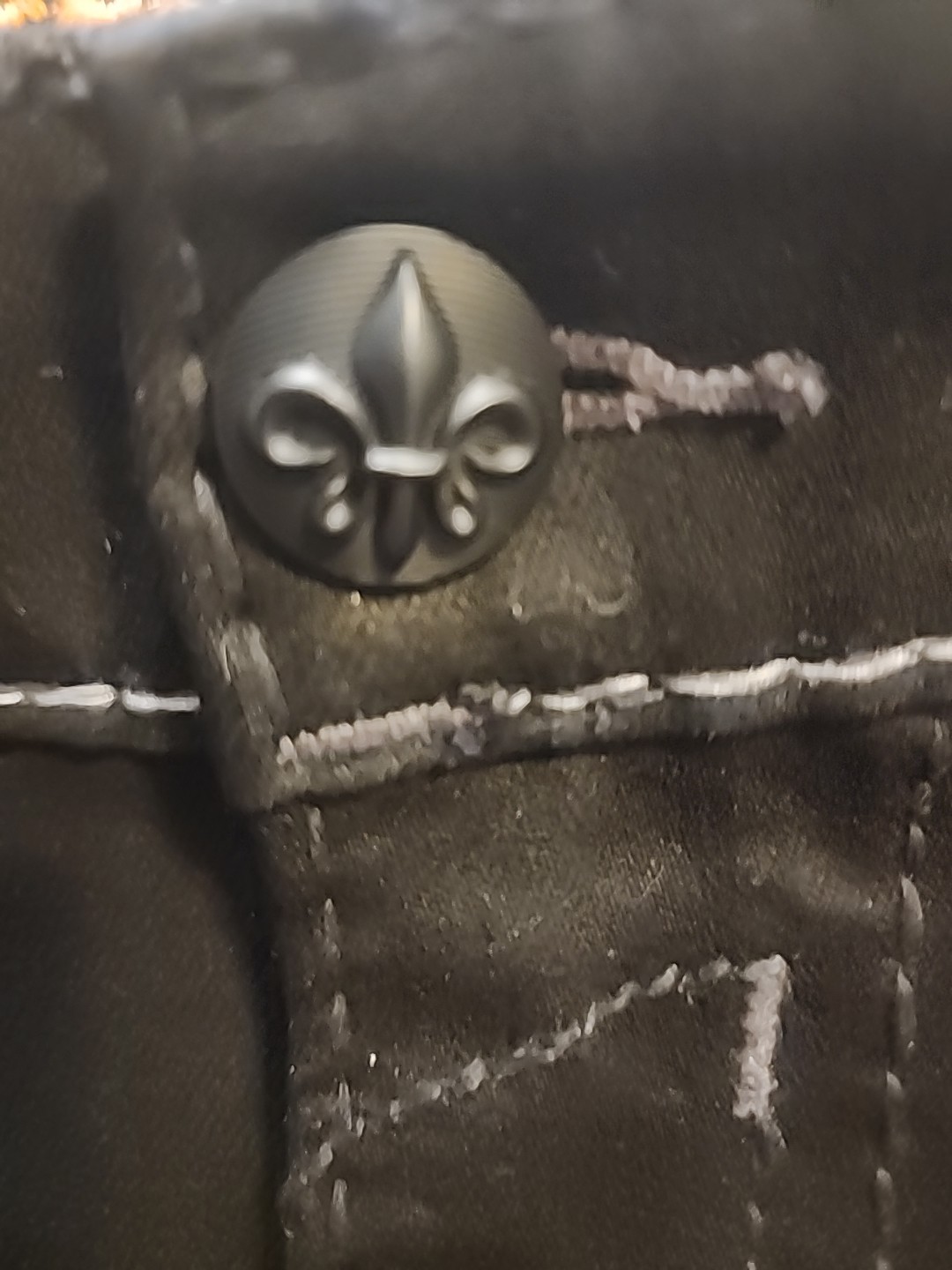 Picture 4 of 23