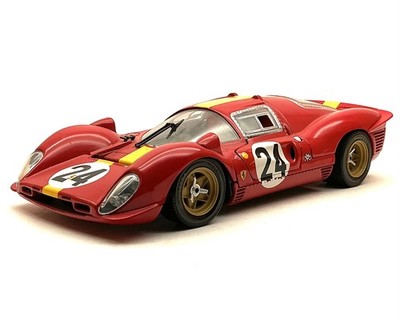 Revell 48822  Ferrari 330 P4 Sportwagen Jouef Evolution in rot, OVP, 1:18, K300