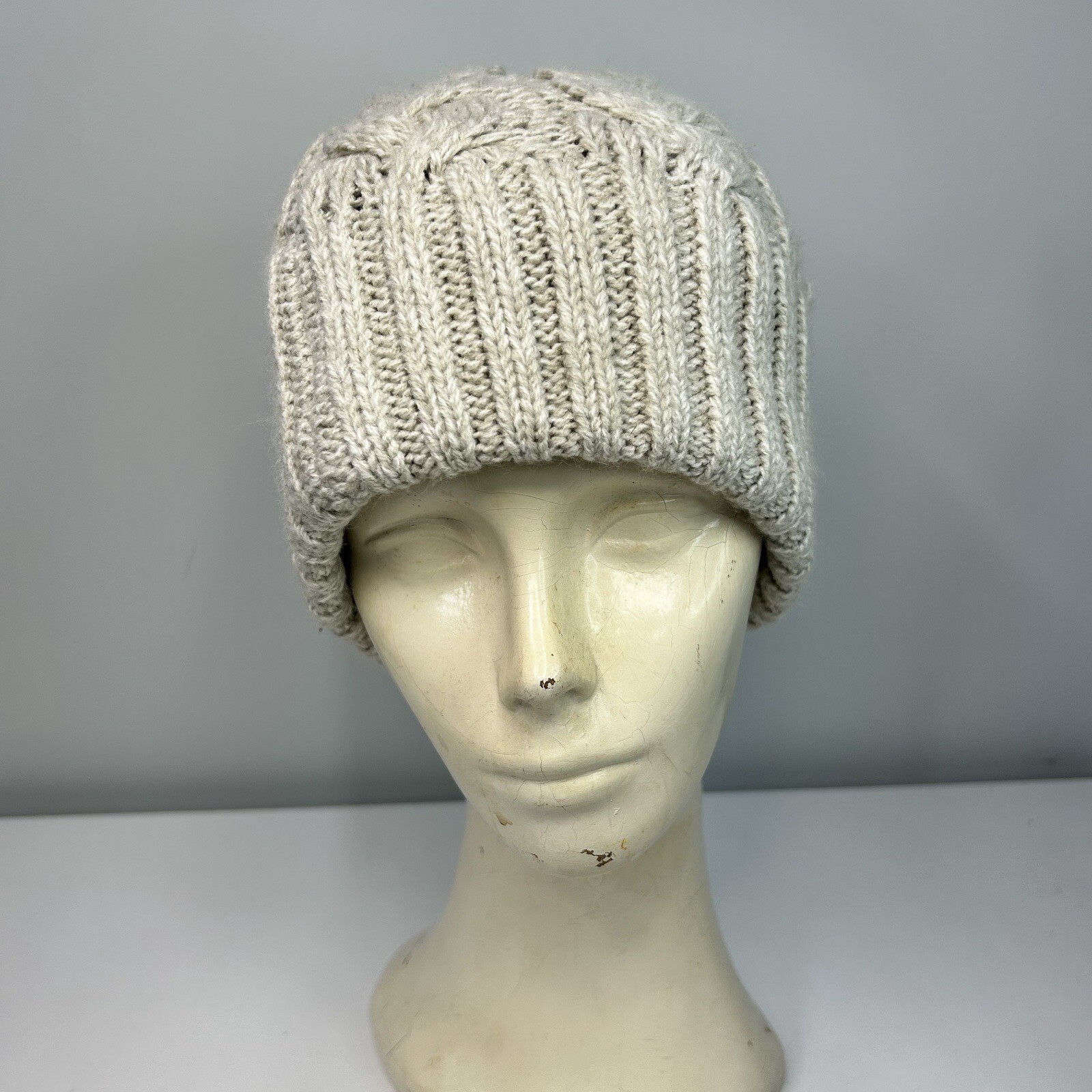 Women's Under Armour Cap Beanie Cream Cable Knit Fleece Lined