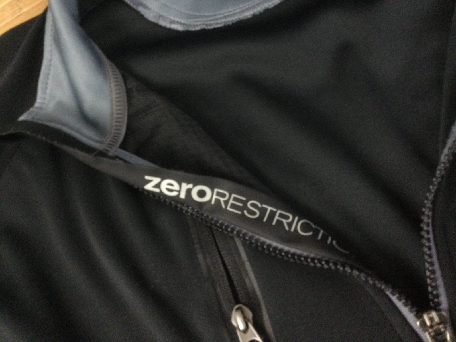 Zero Restriction Full Zip Jacket XL Heritage Titl… - image 3
