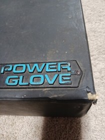 Nintendo NES Power Glove with Travel Salesman Case Tested