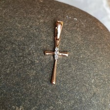 14KT Rose Gold Small Polished .03CT Natural Diamond Cross Pendant Charm NEW
