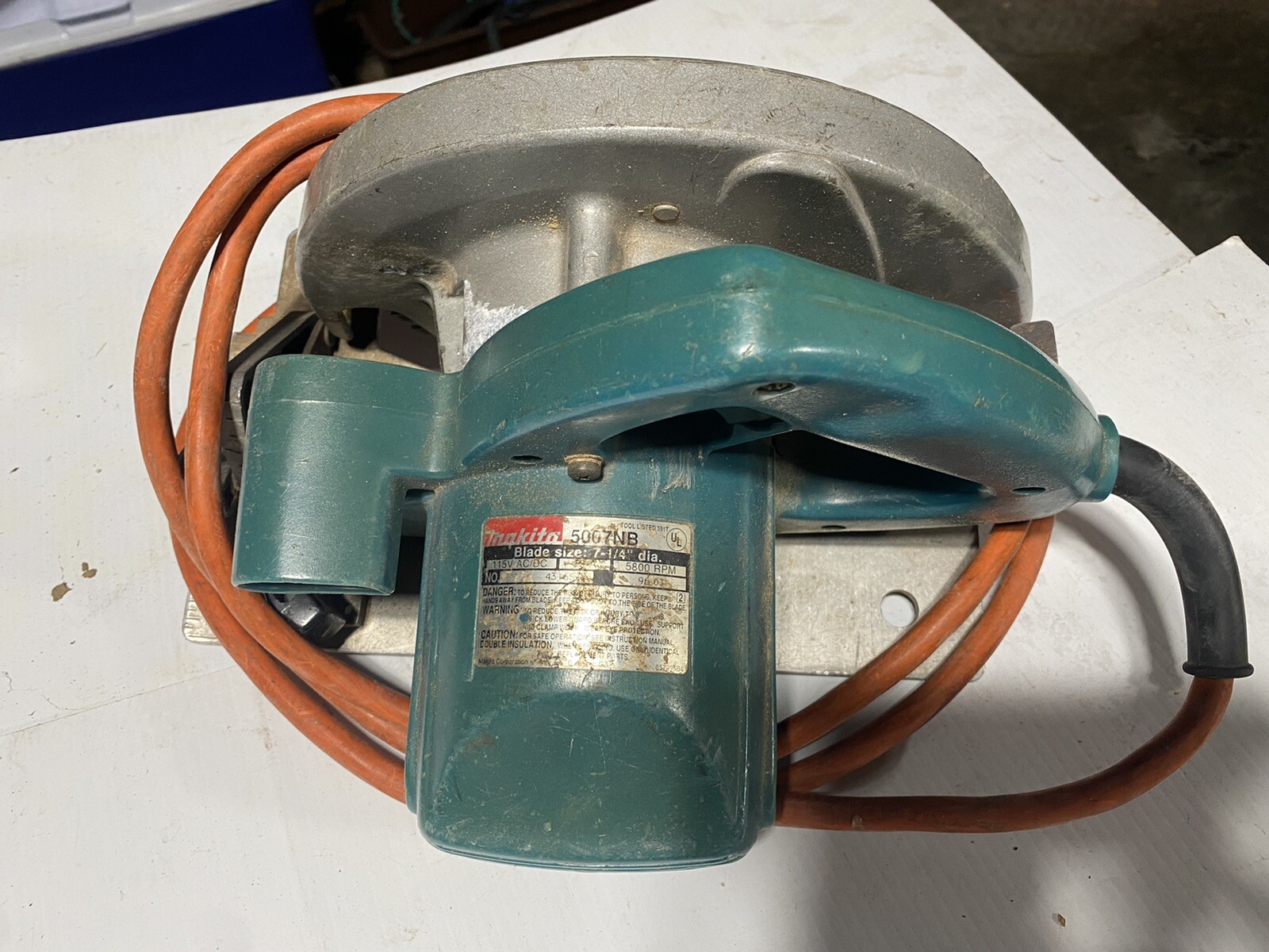 Makita Corded 7-1/4" Circular Saw Model: 5007NB 115V 13 Amp 5800 RPM Tested