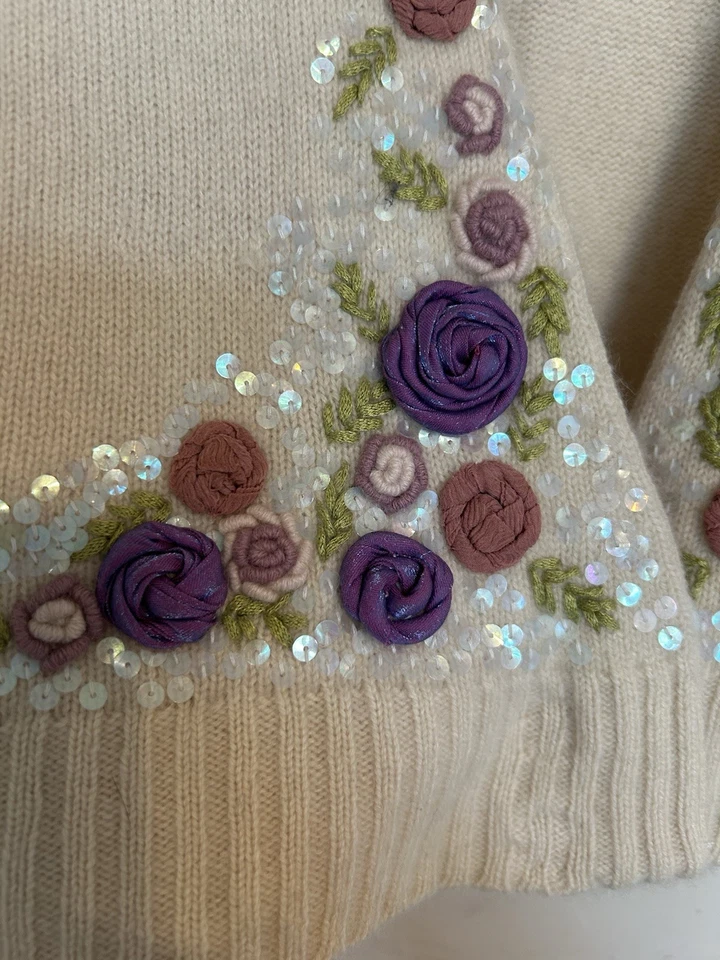 Suéter Cárdigan Cullen 100% Cachemira S Delicado Hada Coqueta Y2K Lentejuelas Recortadas Foto 4 de 4