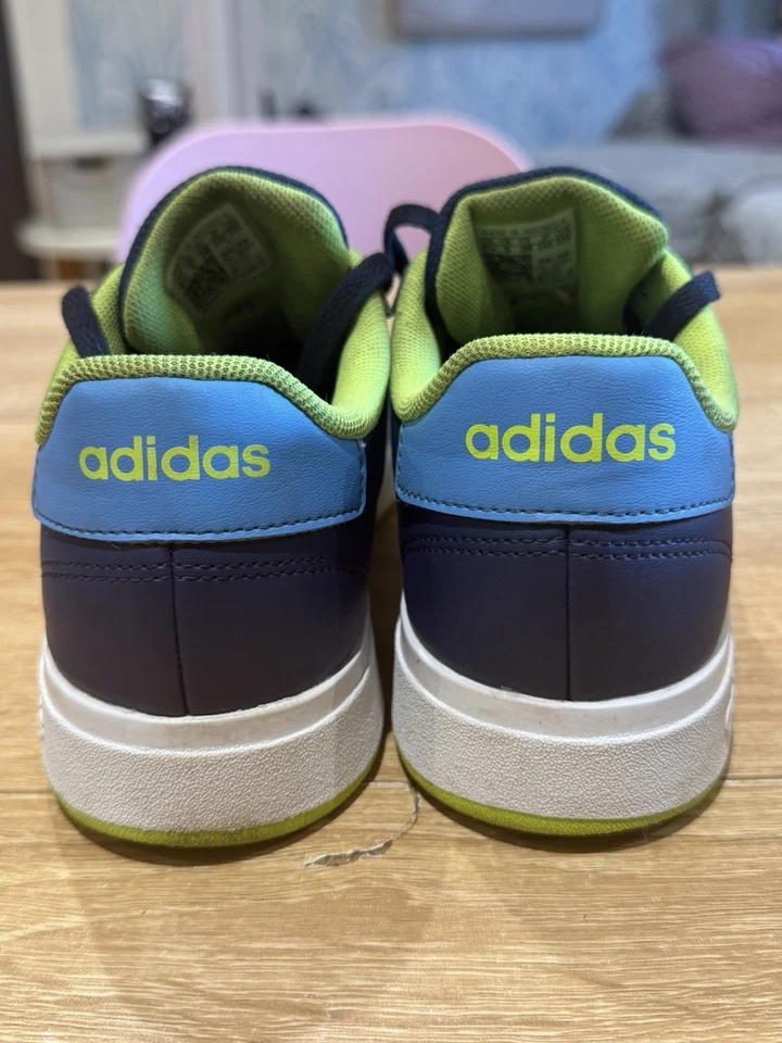 adidas Baskets homme EU 39 bleu marine/bleu/vert, semelle blanche, lacets - Photo 3/3