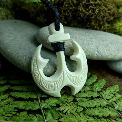 81stgeneration Bovine Bone Necklace Maori Style Hei Matau Anchor Pendant Cord - Imagen 3 de 6