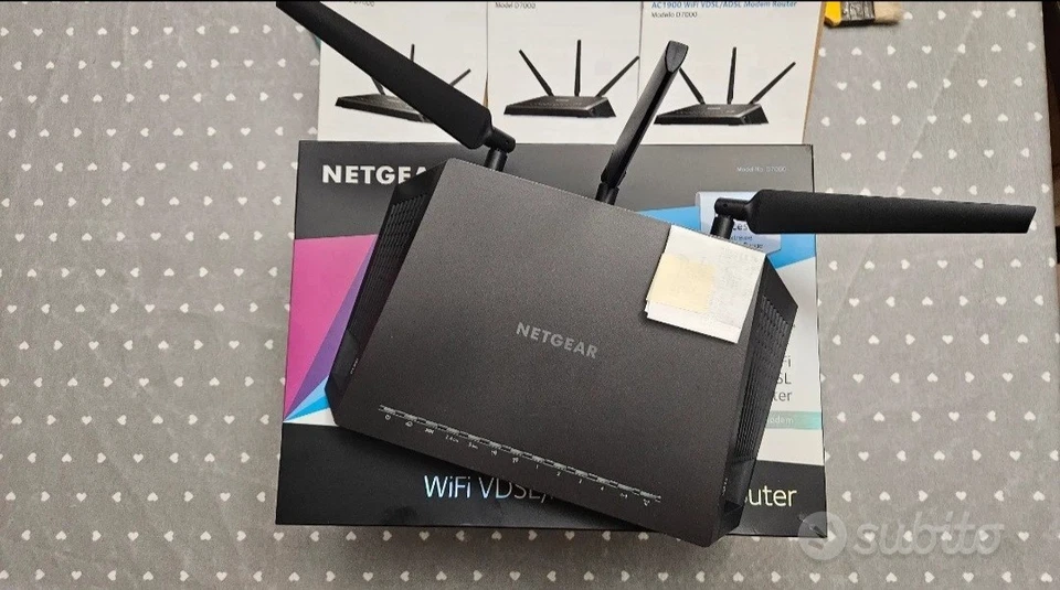 NETGEAR D7000 - Nighthawk AC1900 - VDSL Router Access Point - Immagine 2 di 4