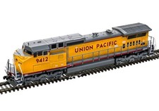 Atlas  HO Scale  Master Silver  GE Dash 8-40CW  DC  Union Pacific UP 9439