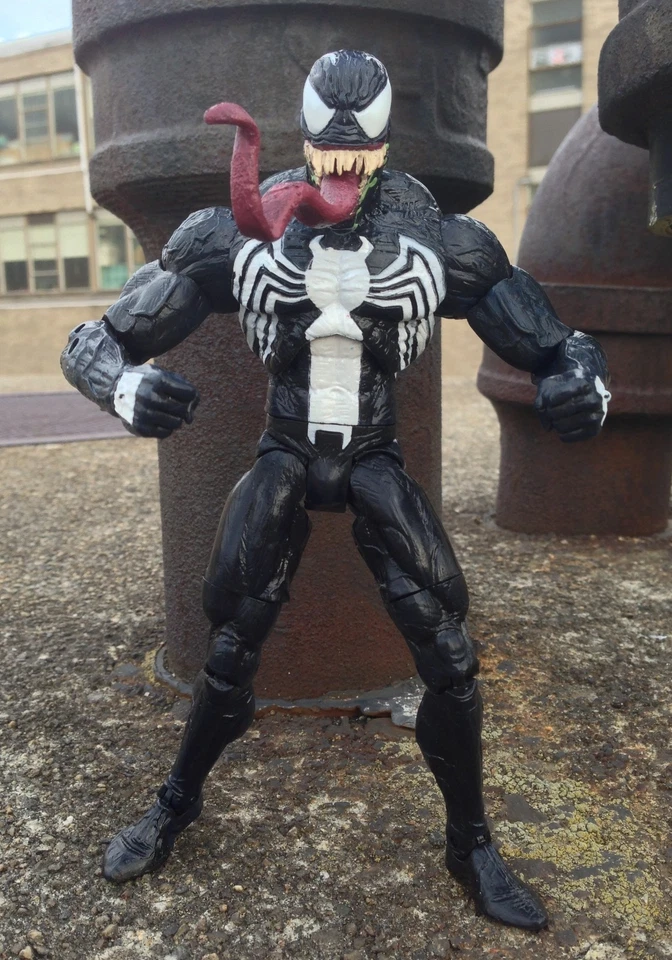 Marvel Select Spider-Man's VENOM 7" scale Action Figure MIB NEW/EXCELLENT - Image 4 of 4