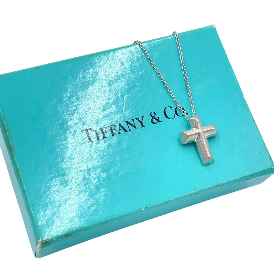 Authentic Tiffany & Co. Cross w/ 4 heart edges Paloma Picasso Silver925 Necklace - Image 2 of 4