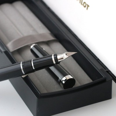 Near Mint Pilot Namiki Elabo Falcon Metal Body Fountain Pen Black SEF Nib w/box