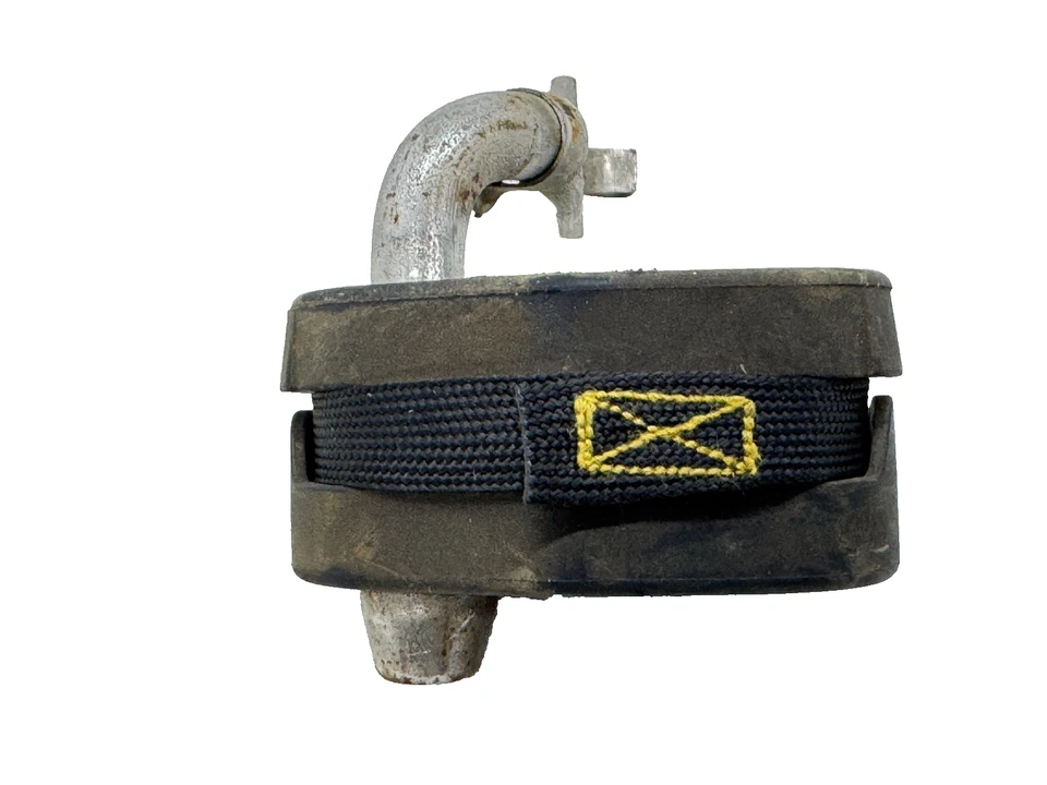 CHRYSLER 300 2017-2023 SOPORTE AISLANTE SUSPENSIÓN ESCAPE TRASERO IZQUIERDO OEM 68242144AB Foto 3 de 4