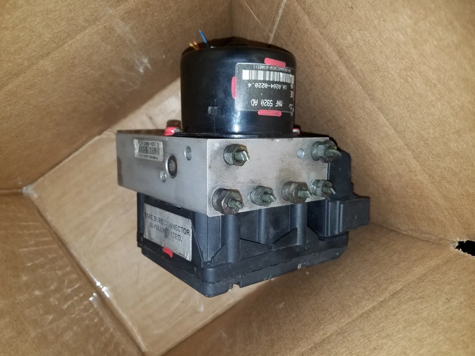 Jaguar XJ8 XK8 1999 A 2003 Vanden Plas ABS módulo actuador bomba de freno antibloqueo Foto 2 de 4