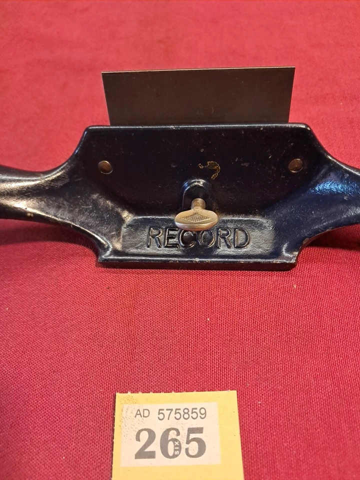 Vintage Record 080 Scraper in Good Condition With Unusually a Perforated Cutter - Image 2 of 4