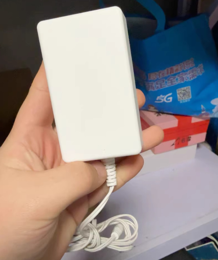 Topow AD-120200C1W 12V 2A AC Adapter Power Supply Charger