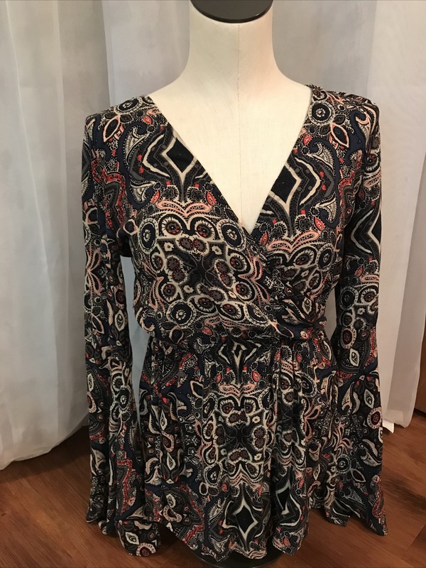 Abercrombie & Fitch Woman’s S Romper Jumper Shorts Dress Long Sleeve Boho Light