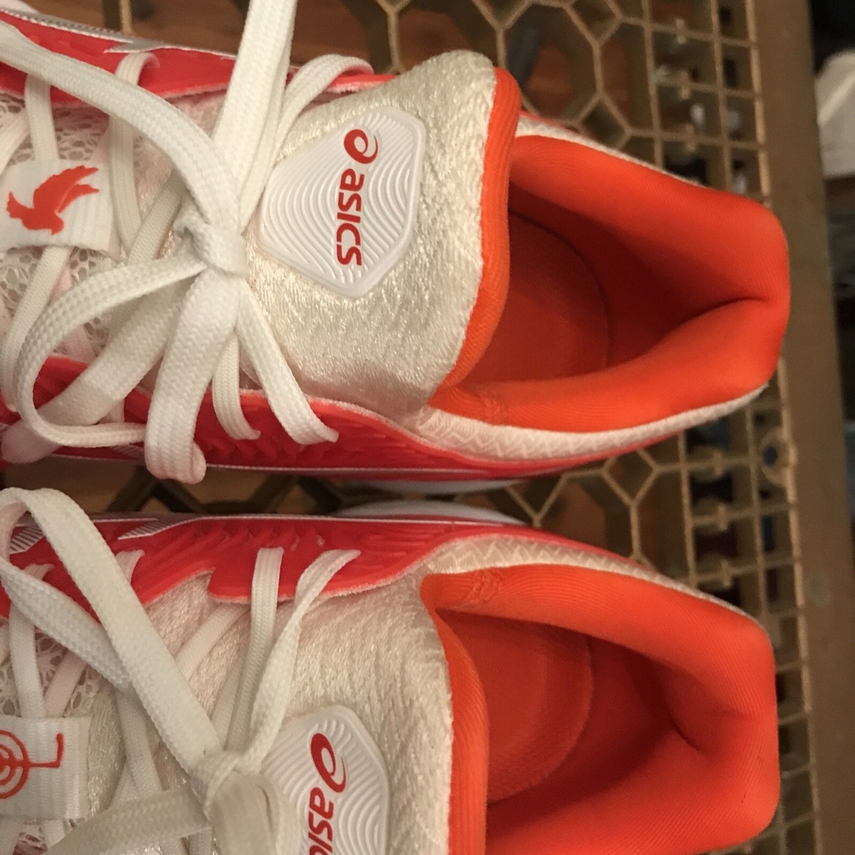 なかなか Asics Court FF Novak [1041A089] Tennis Shoe Orange/White US Size