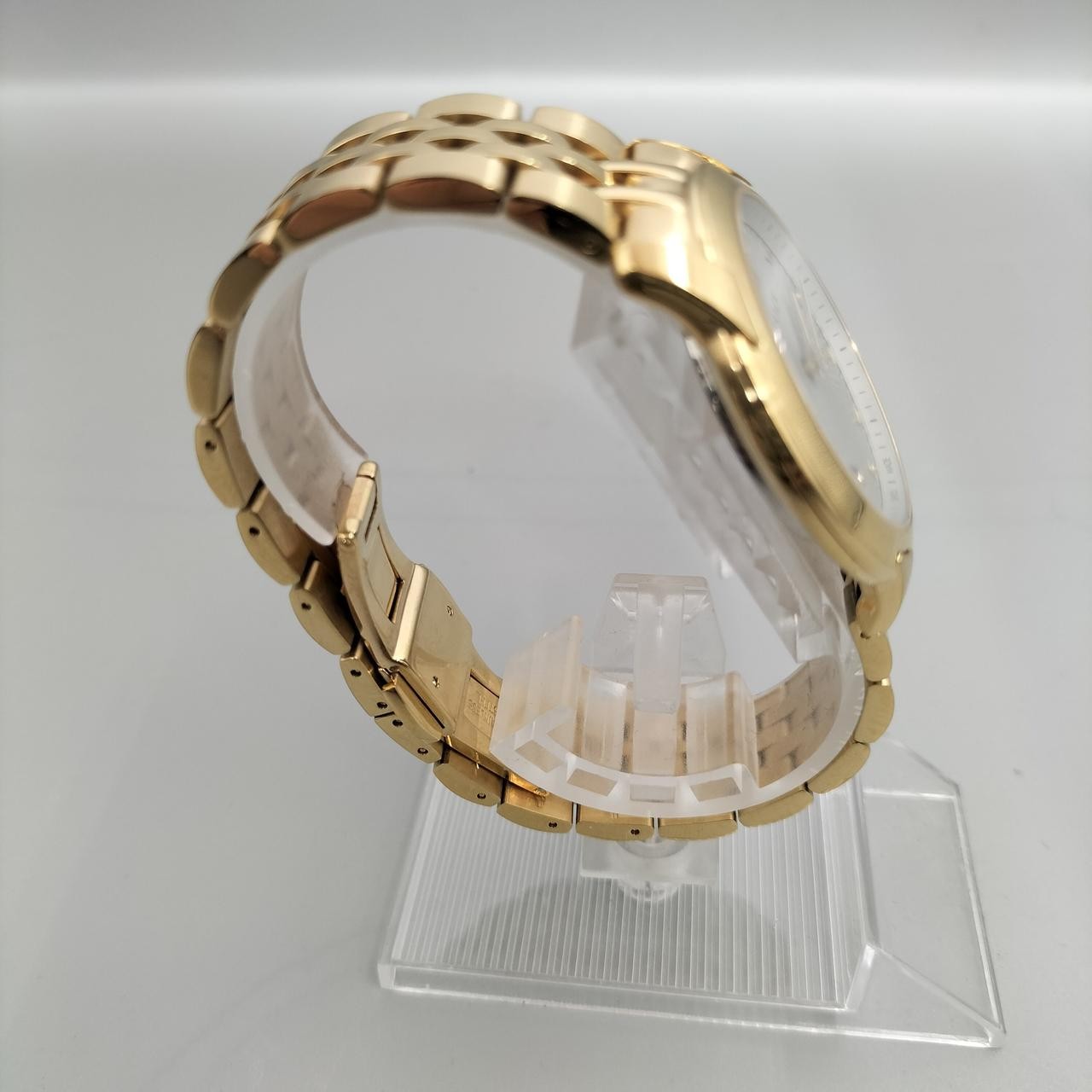 Versace Velr01019 Quartz Analog Mens Watch Stainless Steel 1ATM Used thumbnail 4