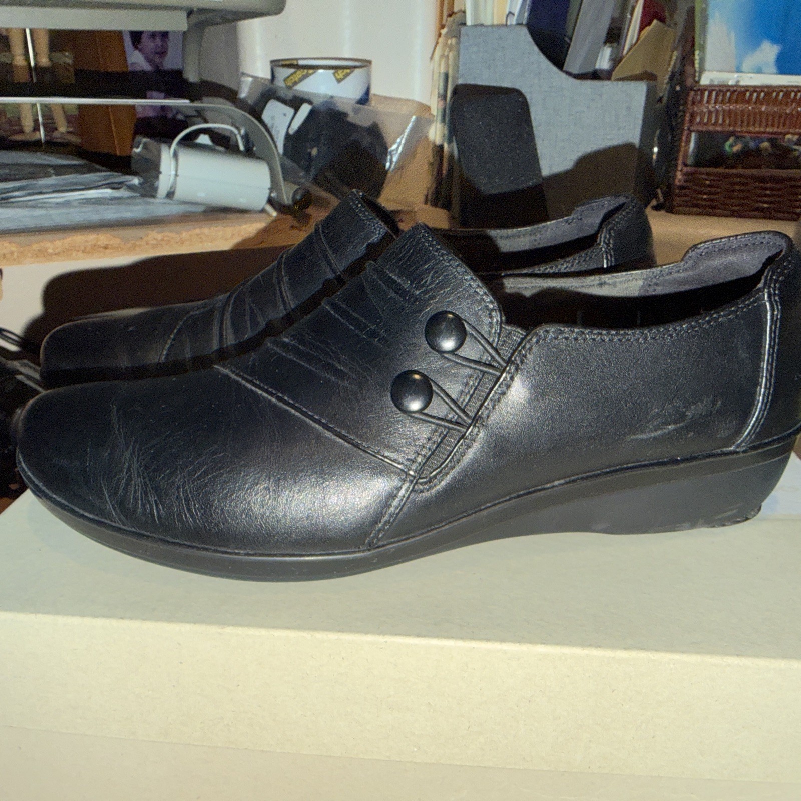 Clarks Collection Leather Comfort Shoes 8.5 M Exc… - image 2