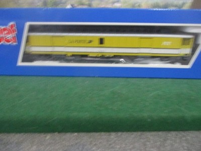 JOUEF 1:87 HO DREHGESTELL VAN LA POSTE EPOCHE iV. CAT NO.565200