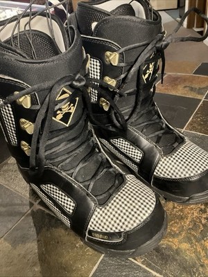 ThirtyTwo Signature JP Walker Black Plaid Snowboard Boots Prospect 32 Men s 12