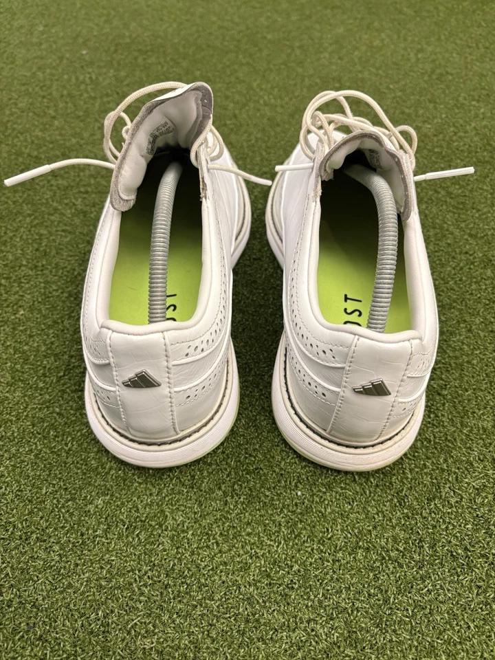 Zapatos de golf Adidas MC80 Oxford sin clavos para hombre (9,5, blanco/neón) Foto 2 de 4