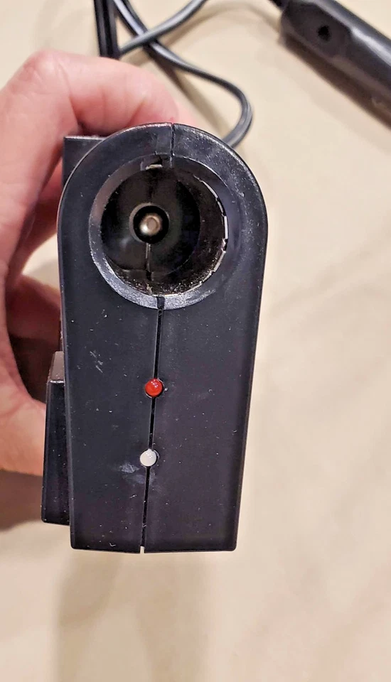 Powerline 200W DC To AC Inverter with 2 Outlets Dual USB and Output Socket 90359 - Image 3 of 4