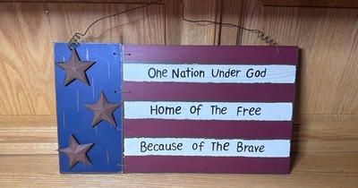 Hobby Lobby USA Hanging Wall Decor 18 X 12 X 2 American Flag 4th of July