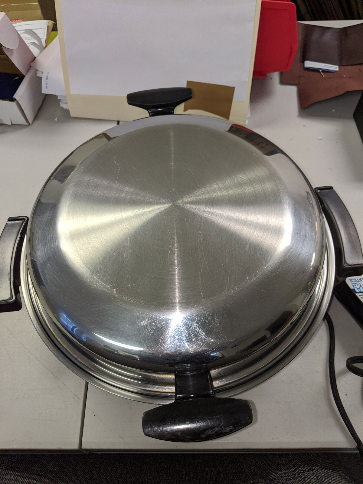 TOWNECRAFT CHEF'S WARE Liquid Core 13" Electric Skillet w/Original Dome