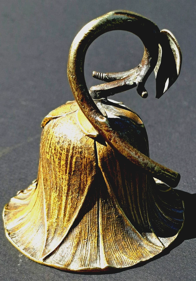 Ancienne CLOCHETTE de Table  Bronze " Fleur de volubilis " ART NOUVEAU  fin XIXe - Photo 3/4