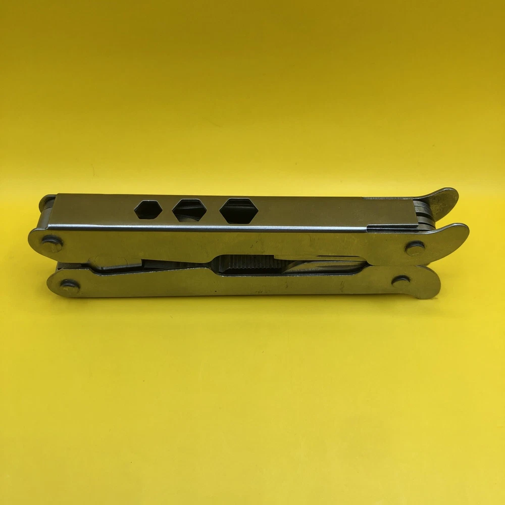 Black Stainless Steel Multi-Tool – Compact & Durable