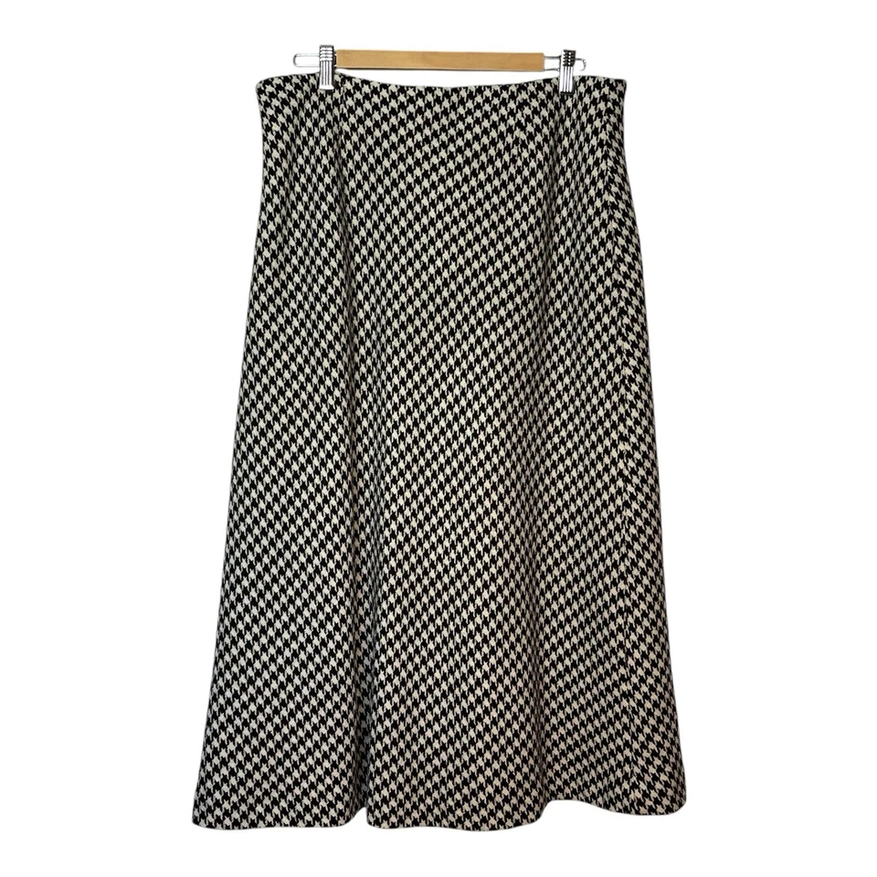 Chadwick’s Of Boston Sz 14P Wool Blend Houndstooth A-Line Maxi Skirt Lined - Image 3 of 4
