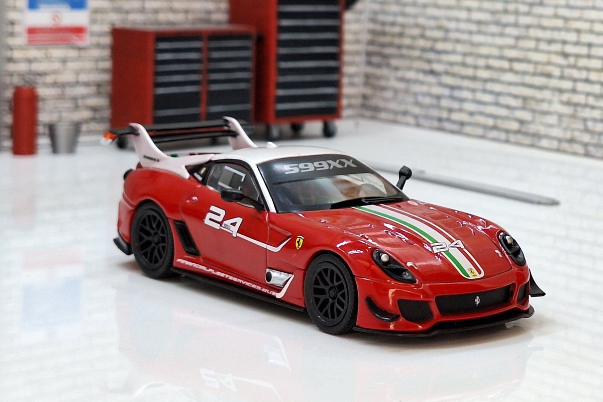Ferrari 599XX Evo 2011 - Red # 24- 1:43 Scale Model Cased | eBay UK