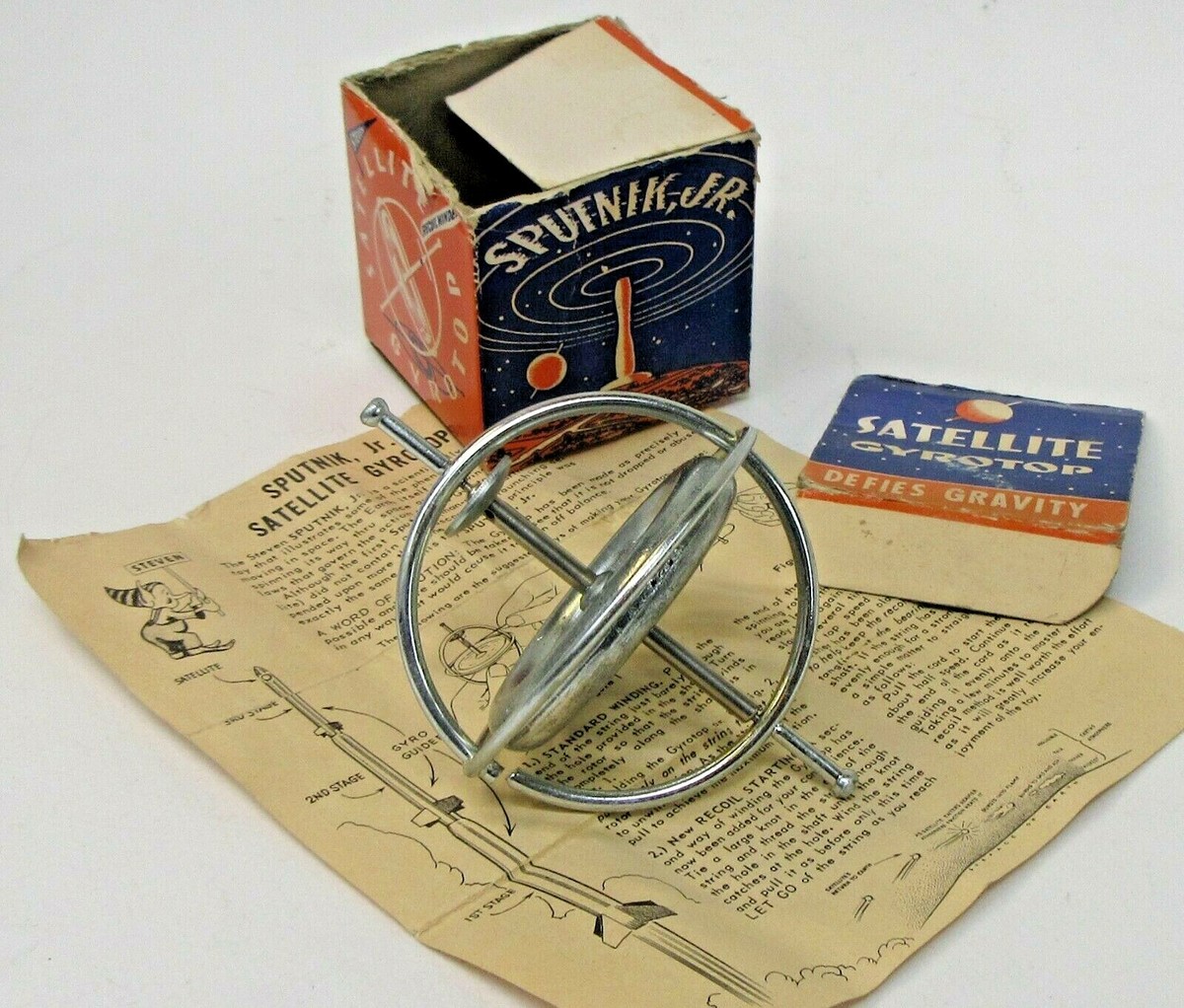 1957 Steven SPUTNIK JR. SATELLITE GYROTOP Gyroscope in box w