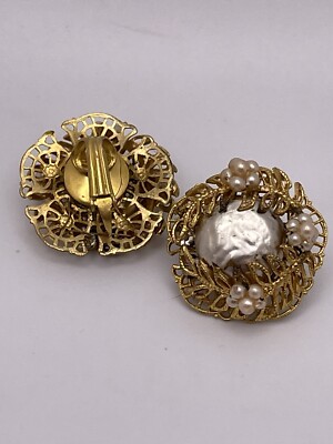 Boucles D'oreilles Anciennes Clips - Style Antique - Pierre Verte - Métal Inconnu