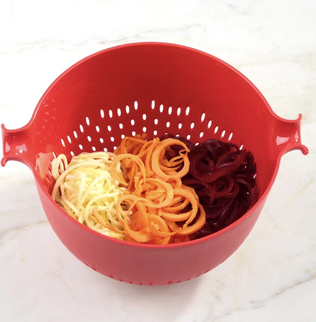 Juego de tazones mezcladores y coladores Mainstays incluye 2 tazones y colador Foto 2 de 4