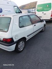 Porte avant et accessoires Renault CLIO