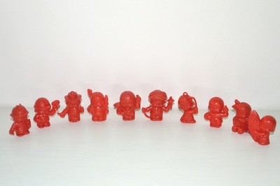 Konvolut 10 rote Figuren BONUX AJENA KIKI Monchhichi SEKIGUCHI Werbung Vintage
