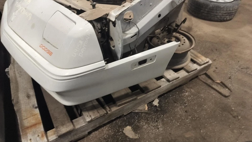 Front Bumper Base Fits 87-91 DAYTONA 608346 - Imagem 2 de 4