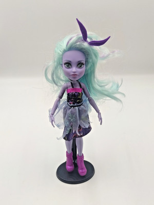 Monster High Garden Ghouls Twyla Ohne Flügel Mattel Ohne Ständer FCV53 Puppe