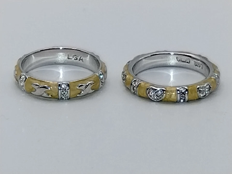 Anillo LGA Lauren G Adams Esmalte Amarillo Estrás Talla 8.5. (Juego de 2) Foto 3 de 4