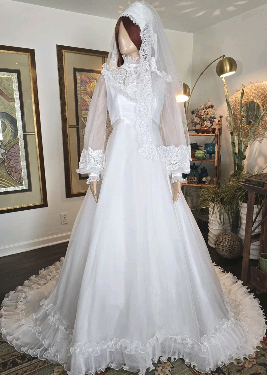 Lace 1970s Vintage Wedding Dresses & Veils for Women for sale | eBay Lace 1970s Vintage Wedding Dresses & Veils for Women for sale | eBay