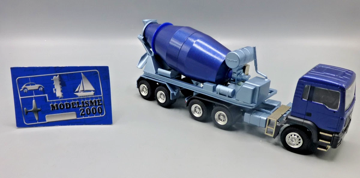 IXOMODELS - Camion avec remorque MARTINI LOTUS - VOLVO F88 4x2 - 1/43