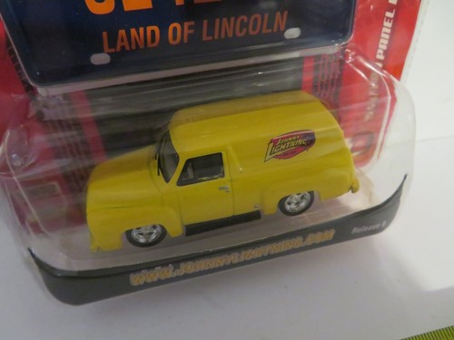 Johnny Lightning 19 Illinois 55 JL4EVR Ford Panel Delivery Yellow 2006 NIP - Picture 2 of 4