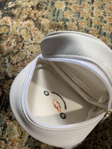 BATH AND BODY WORKS SNOWMAN MAKEUP COSMETIC BEAUTY BAG POUCH CASE NWT - Picture 3 of 3