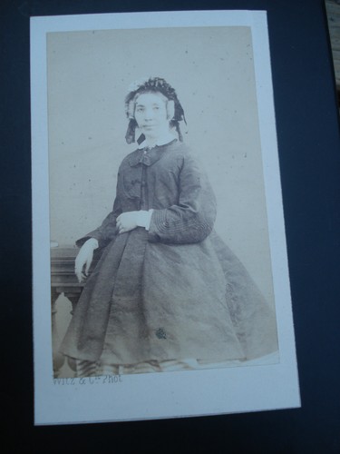 Photo CDV Originale - Femme Robe Crinoline J Laurent Madrid 1867 - Tirage Albuminé